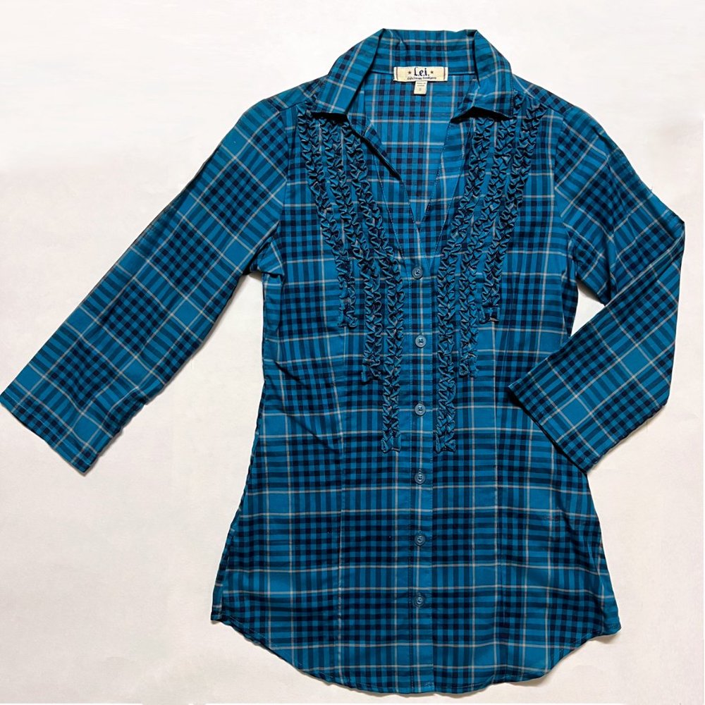 L.e.i. Blue Button Down Ruffle Plaid Top (S)